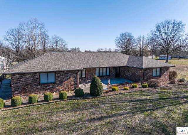 Property at 3126 NE Hwy 52 Hwy, Clinton, MO 64735, 3 beds, 2 baths