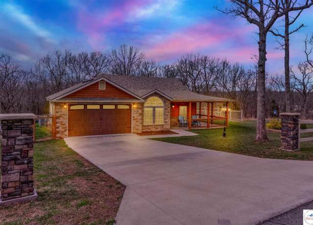 Property at 22154 Lake Ridge Dr, Warsaw, MO 65355, 3 beds, 2 baths