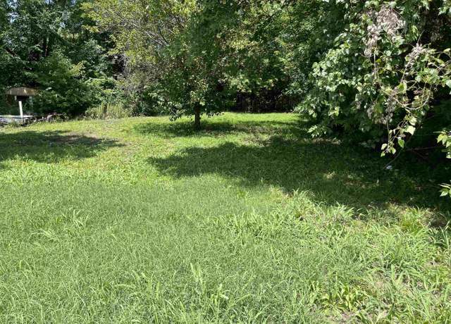 Property at 108 E Hogan St, Sedalia, MO 65301