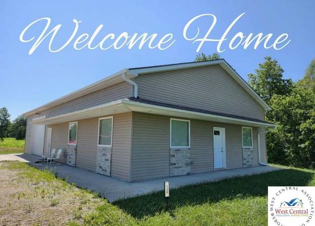 Property at 126 NW 238 Private Road, Clinton, MO 64735, 2 beds, 1 bath