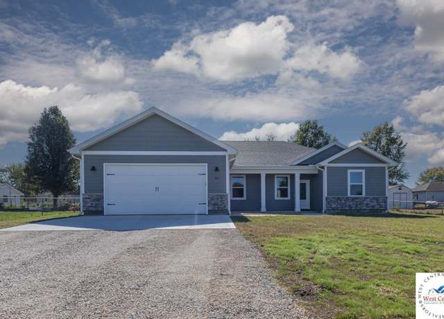 Property at 260 Thorn Tree Rd, Lincoln, MO 65338, 3 beds, 2 baths