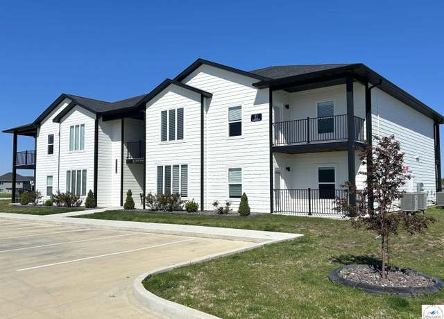 Property at 3800 Cambridge Dr, Sedalia, MO 65301