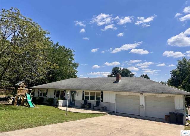 Property at 1208 Pearl St, Warsaw, MO 65355, 3 beds, 2.5 baths