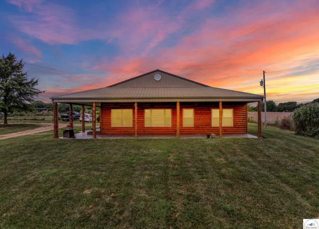 Property at 30659 Harding Rd, Green Ridge, MO 65332, 4 beds, 2 baths