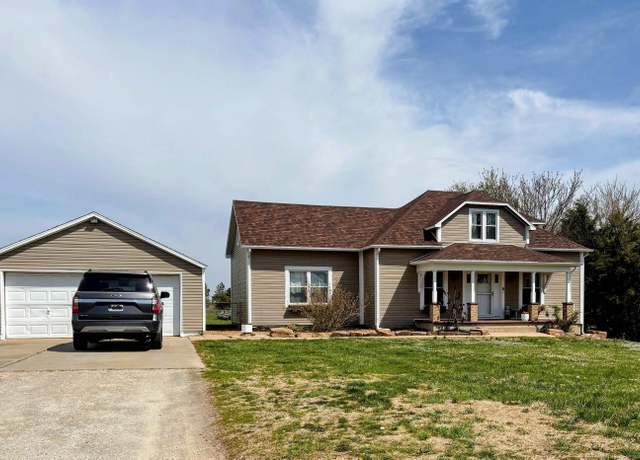 Property at 108 Missouri St, Lincoln, MO 65338, 4 beds, 2.5 baths