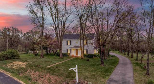 Photo of 33320 Bluhm Rd, Smithton, MO 65350