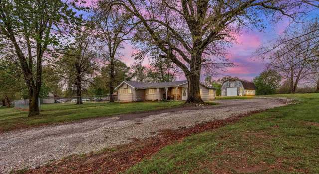 Photo of 216 S County Line Rd, Windsor, MO 65360