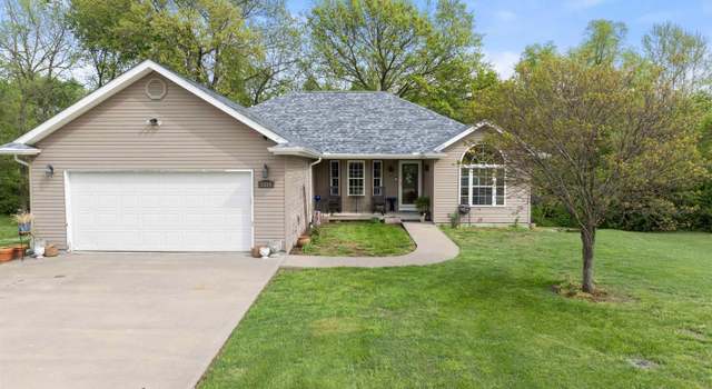 Photo of 1814 Apple Tree Ln, Sedalia, MO 65301