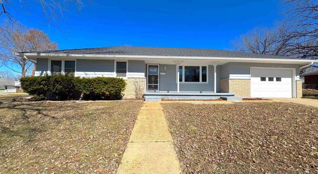 Photo of 2415 W 2nd St, Sedalia, MO 65301