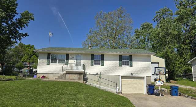 Photo of 811 Schroeder Dr, Tipton, MO 65081