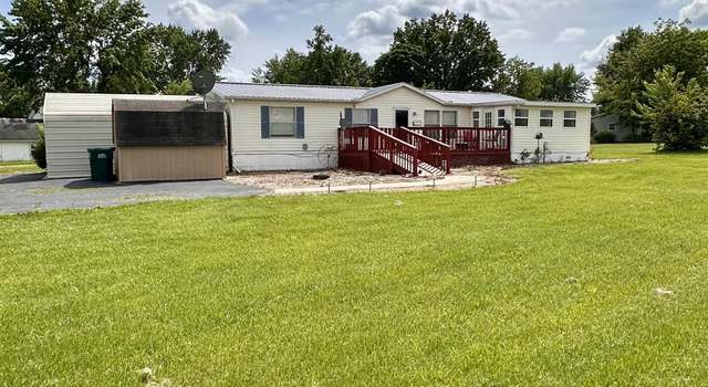 Photo of 901 N Poplar St, Appleton City, MO 64724