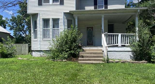 Photo of 511 E Green St, Clinton, MO 64735