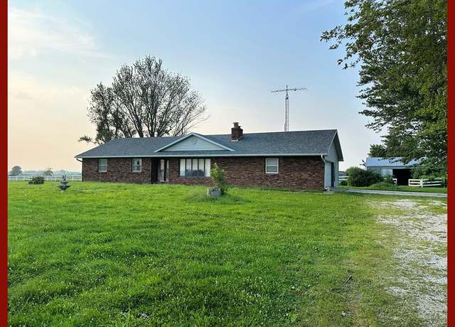 Property at 32308 US Highway 136, Unionville, MO 63565, 3 beds, 2.5 baths