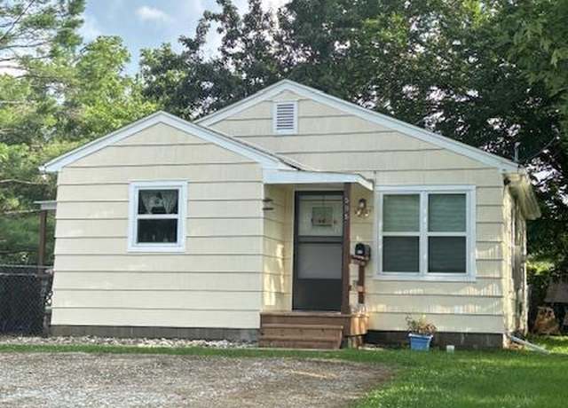 Property at 505 W George St, Kirksville, MO 63501, 2 beds, 1 bath