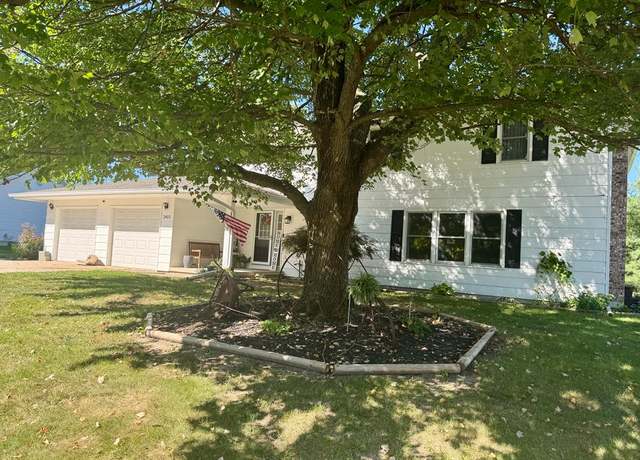Property at 2413 Redbud Ct, Kirksville, MO 63501, 5 beds, 2.5 baths