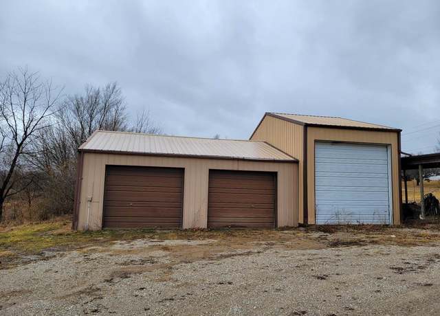 Property at 1011 S Pearl St, Milan, MO 63556, 1 bath