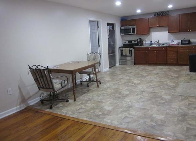 Property at 508/510 N Franklin St, Kirksville, MO 63501, 15 beds, 7 baths