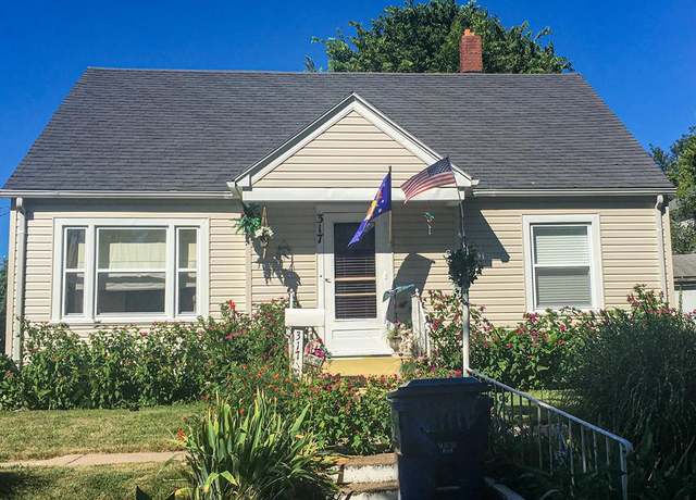 Property at 317 Macon, Brookfield, MO 64628, 2 beds, 1 bath