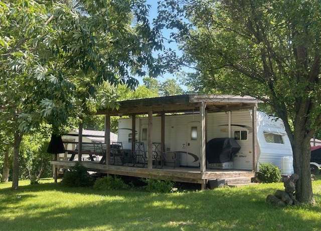 Property at 32312 Bufflehead Dr, Unionville, MO 63565