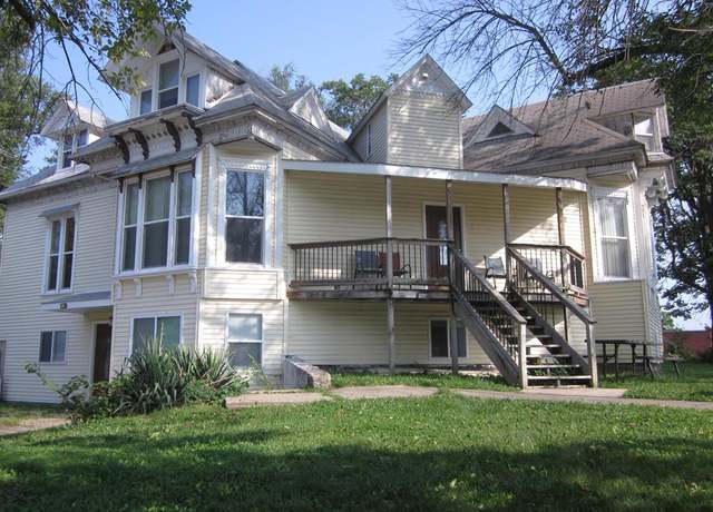 Property at 703 N Franklin St, Kirksville, MO 63501, 11 beds, 6 baths
