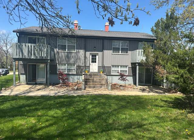 Property at 1016 Millwood Dr, Kirksville, MO 63501, 8 beds, 4 baths