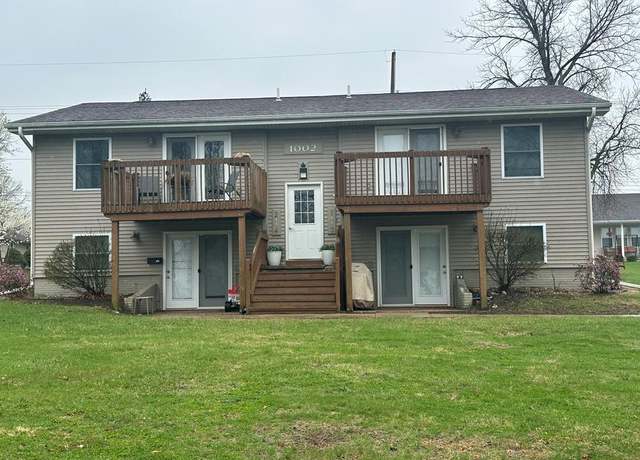 Property at 1002 Millwood Dr, Kirksville, MO 63501, 8 beds, 4 baths