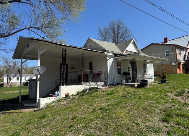 Property at 317 W 4th St, Milan, MO 63556, 2 beds, 1 bath
