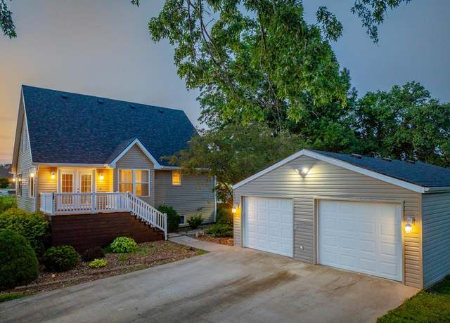 Property at 27184 Joiner Dr, Brookfield, MO 64628, 4 beds, 2 baths