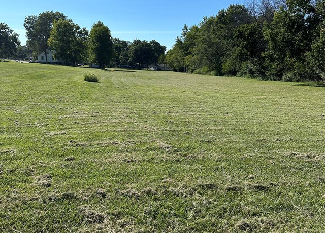 Property at 311-327 Thompson St, Brookfield, MO 64628