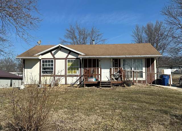 Property at 1018 Union, Unionville, MO 63565, 3 beds, 2 baths
