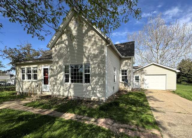 Property at 1803 S First St, Kirksville, MO 63501, 2 beds, 1 bath