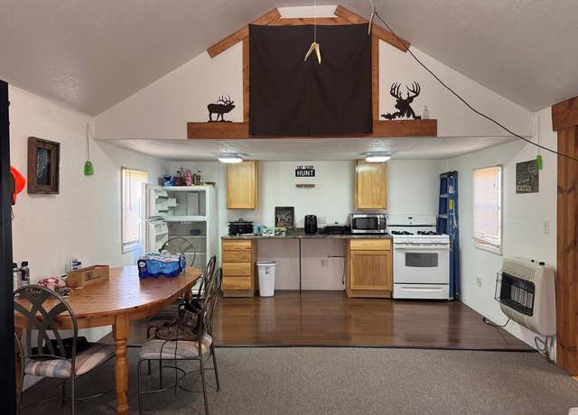 Property at 959 Union, Unionville, MO 63565, 1 bed, 1 bath