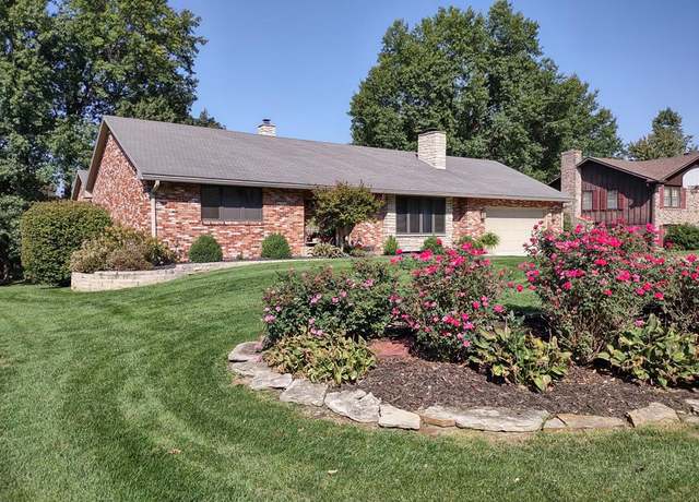 Property at 2110 Meadowlane, Chillicothe, MO 64601, 4 beds, 3 baths