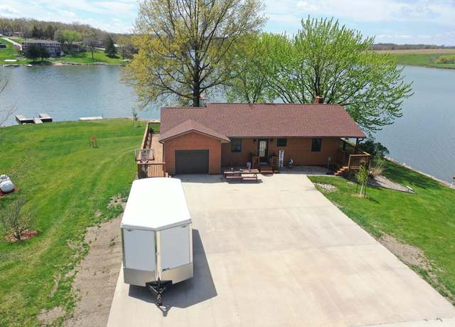 Property at 10128 Wildflower Dr, Unionville, MO 63565, 4 beds, 2 baths