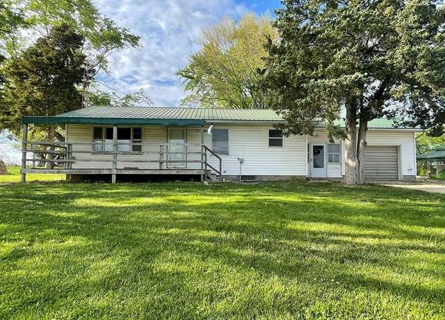 Property at 38032 US Highway 136, Unionville, MO 63565, 3 beds, 1 bath
