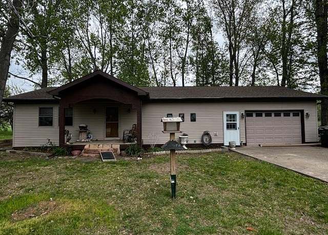 Property at 1004 W Adams Dr, Kirksville, MO 63501, 2 beds, 1 bath