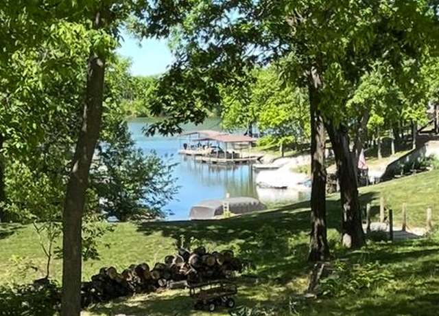 Property at 32033 Falcon Dr, Unionville, MO 63565, 2 beds, 1 bath