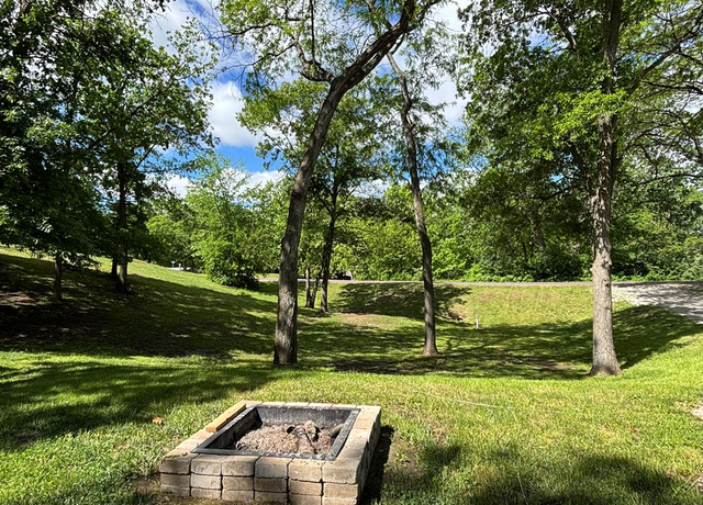Property at 10045 Wildflower Dr, Unionville, MO 63565