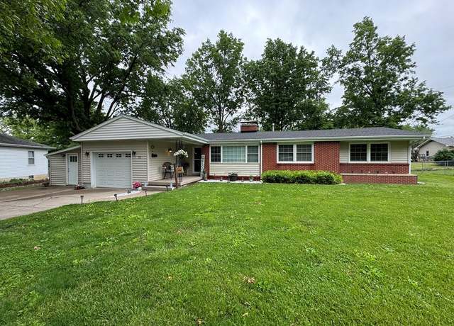 Property at 72 Manor Crest Dr, Kirksville, MO 63501, 3 beds, 1.5 baths