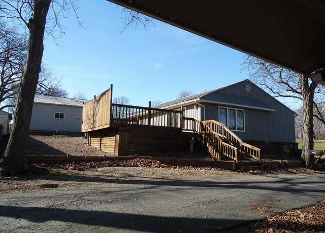 Property at 27107 Joel Dr, Brookfield, MO 64628, 2 beds, 2 baths