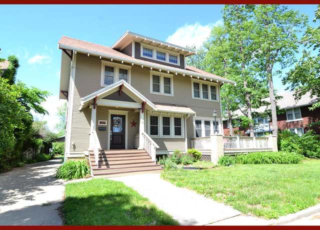 Property at 407 E Harrison St, Kirksville, MO 63501, 4 beds, 2 baths