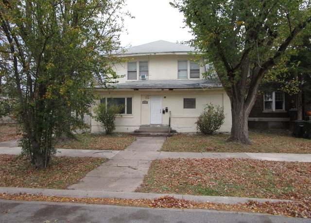 Property at 311 E Harrison St, Kirksville, MO 63501, 6 beds, 3 baths