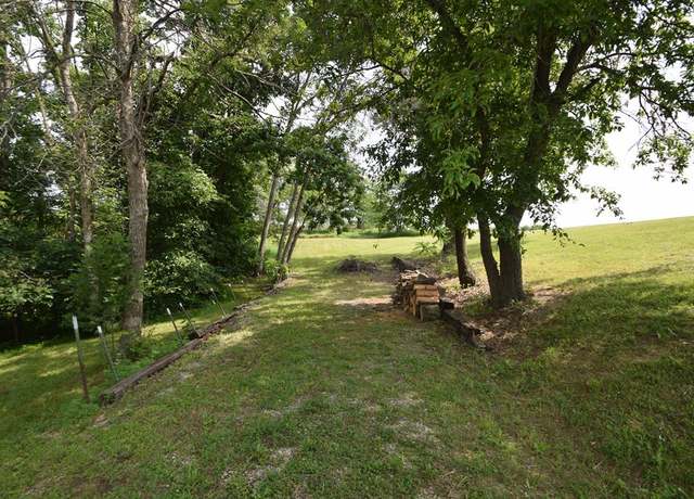 Property at 32036 Falcon Dr, Unionville, MO 63565