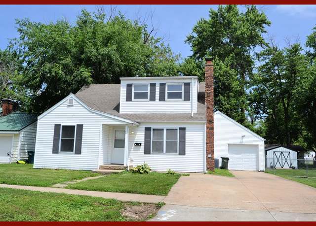 Property at 1415 E Patterson St, Kirksville, MO 63501, 3 beds, 2 baths