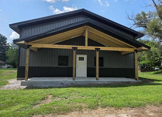 Property at 622 Missouri Ave, Chillicothe, MO 64601