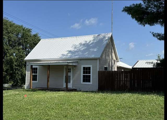 Property at 315 W Marion St, Atlanta, MO 63530, 2 beds, 2 baths