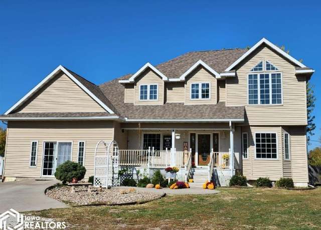 Property at 930 23rd St, Unionville, MO 63565, 4 beds, 4 baths