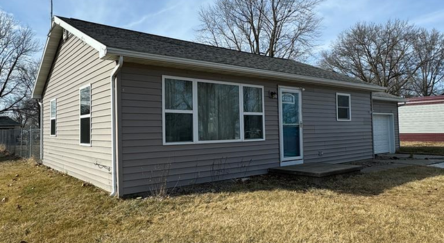 Photo of 807 Main St, Queen City, MO 63561