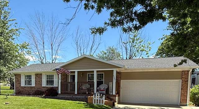 Photo of 1102 Hawthorne Dr, Macon, MO 63552