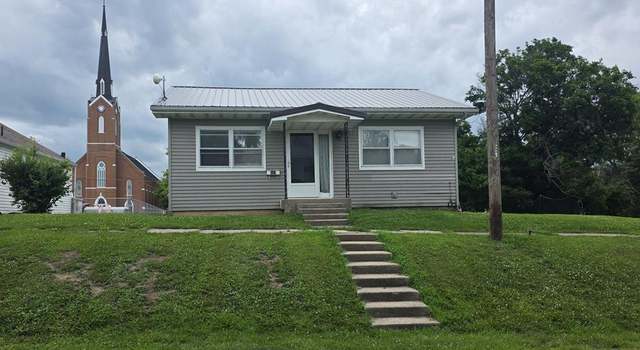 Photo of 507 N Fourth St, Edina, MO 63537